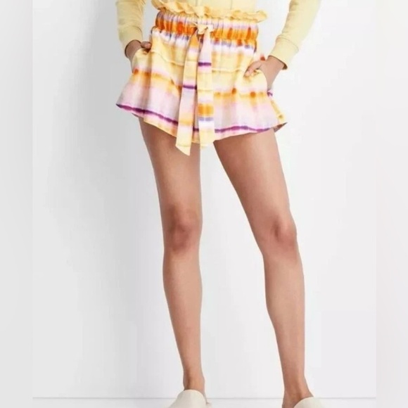 Future Collective x Gabriella Karefa-Johnson
Paperbag Shorts - Size Medium - Picture 2 of 6